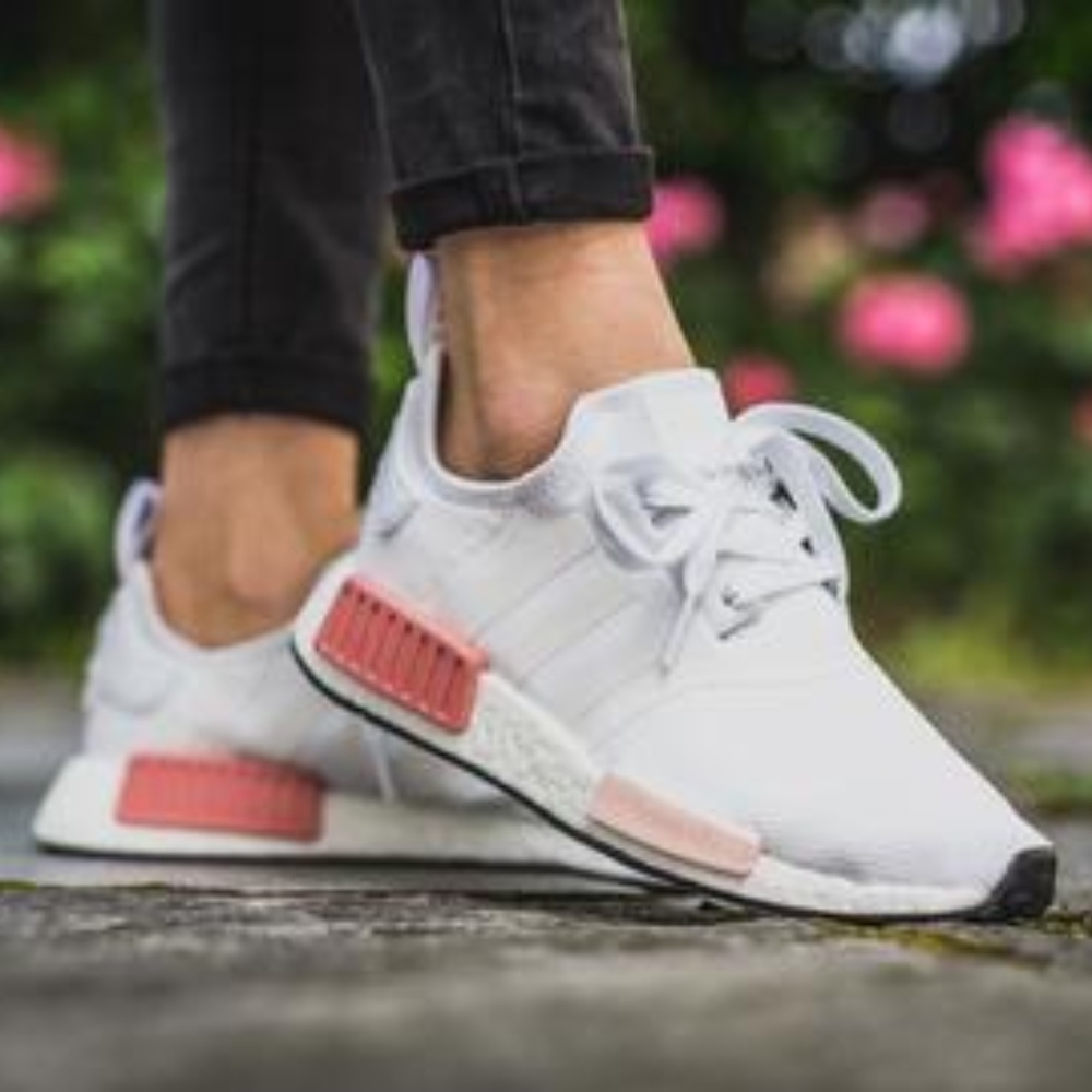 Adidas White / Pink Nmd R1 W Sneakers